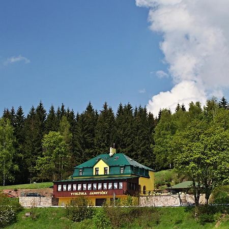 Penzion Vyhlidka Janovicky 브로우모프 외부 사진